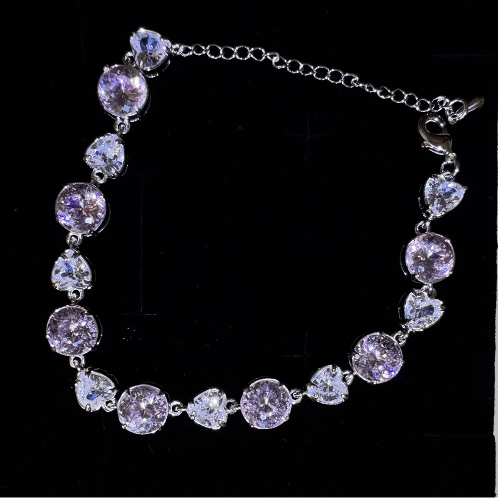 Elegant Silver and pink Bracelet - Picture 1 of 5